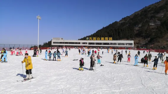 滑雪