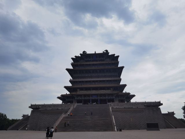 Guanque Tower