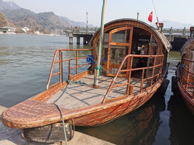 Seven Miles Sailing