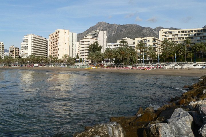 Private City Tour of Marbella and Puerto Banús with Hotel Pick-up