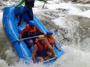 Private Transfer to Gopeng White River Rafting Tour