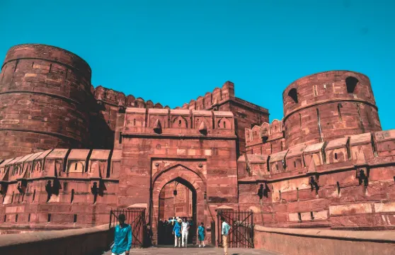 16天德里、阿格拉、拉賈斯坦邦、阿旃陀、埃洛拉石窟及孟買之旅，含導遊服務