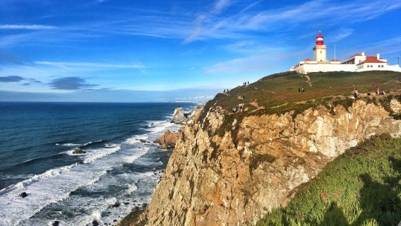ポルトガル・シントラ ワンデーツアー【ロカ岬+ペーナ宮殿+カスカイス+リスボン往復】