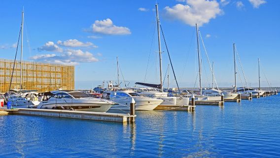 古巴哈瓦那+ 巴拉德羅濱海度假一日遊【遊艇捕龍蝦】