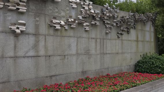 Songhu Campaign Memorial Hall + Shanghai Liberation Memorial Hall half-day tour with professional tour guide service