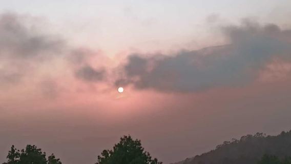 Bình minh Nagarkot và chuyến đi bộ xuống dốc đến Telkot gần Kathmandu