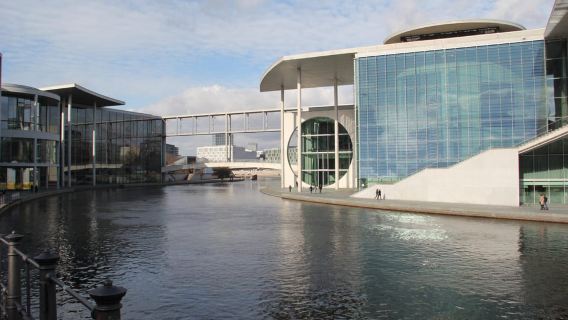 Với sân thượng của Reichstag: Chuyến tham quan Quốc hội nội bộ