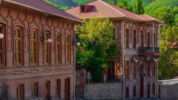 1-D a nord Sheki: Yayla, Oğuz e Xal-Xal.