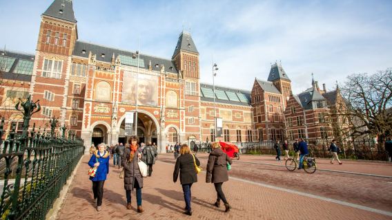 Amsterdam: Rijksmuseum Entry Ticket and Canal Cruise Combo