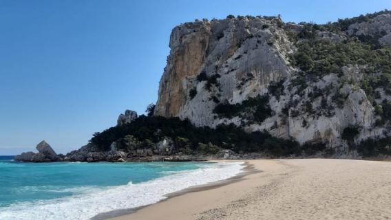 From Baunei: Cala Luna and Dorgali Full-Day Guided Trek