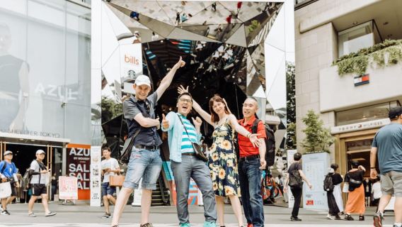 Tokyo: Custom Hidden Gems & Highlights Tour with Local Guide