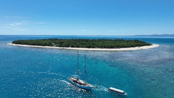 Captain Cook Cruises Fiji - Island and Reef Day Cruise