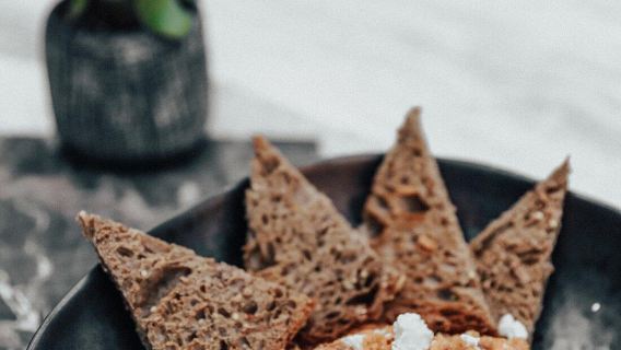 Tischreservierung im beliebten Restaurant Dionysos Zonar's in Athen, Griechenland