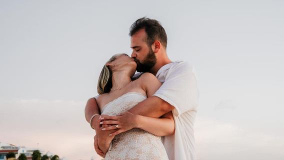 Private Vacation Photoshoot with Photographer in Virginia B.
