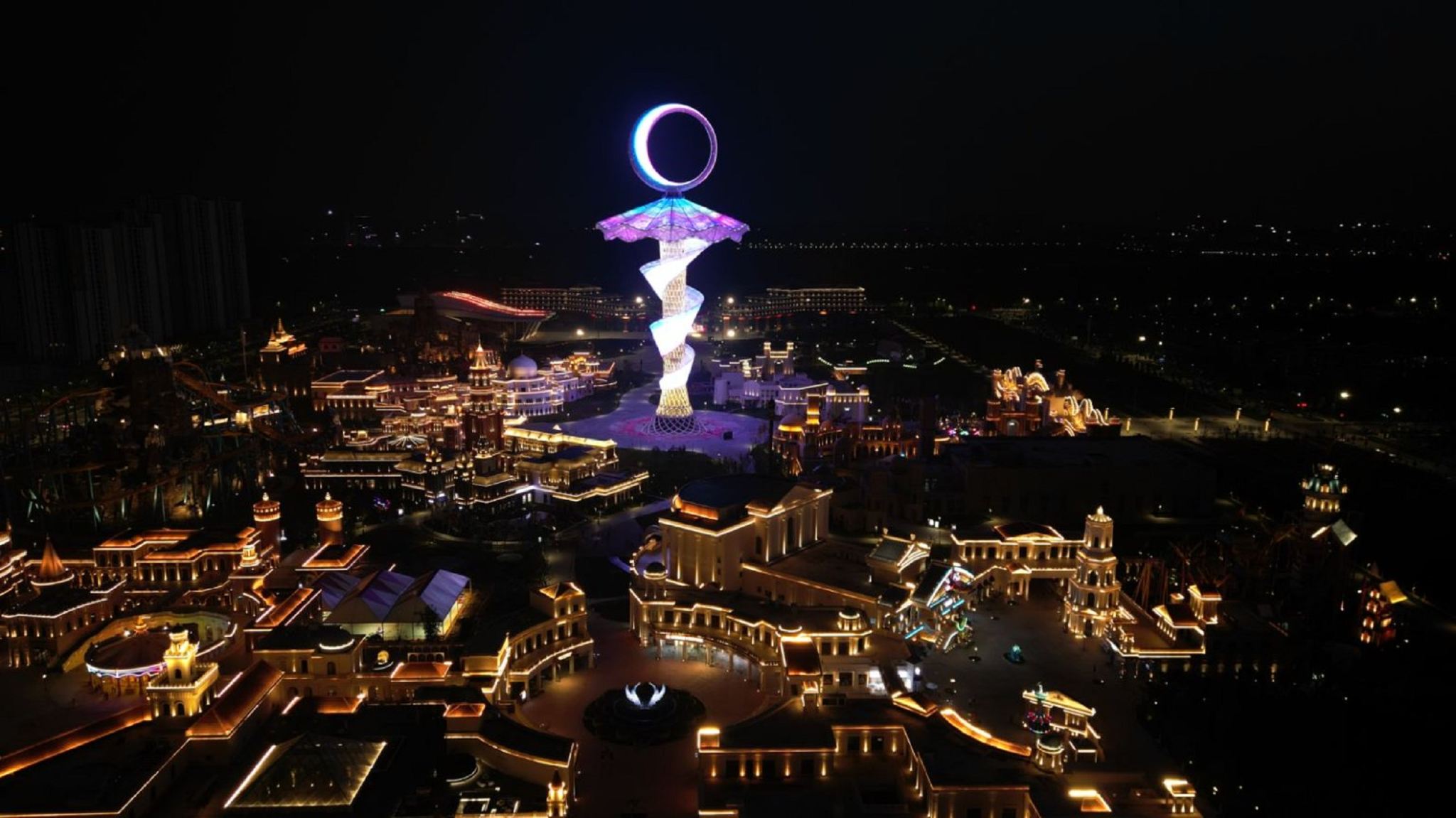 Vé vào cổng công viên giải trí "Thế Giới Vui Vẻ Con Đường Tơ Lụa" tại Tây An, Thiểm Tây (bao gồm các trò chơi dành cho mọi lứa tuổi + trải nghiệm đa văn hóa nhiều quốc gia + khám phá văn hóa và công nghệ đan xen một cách chân thực)