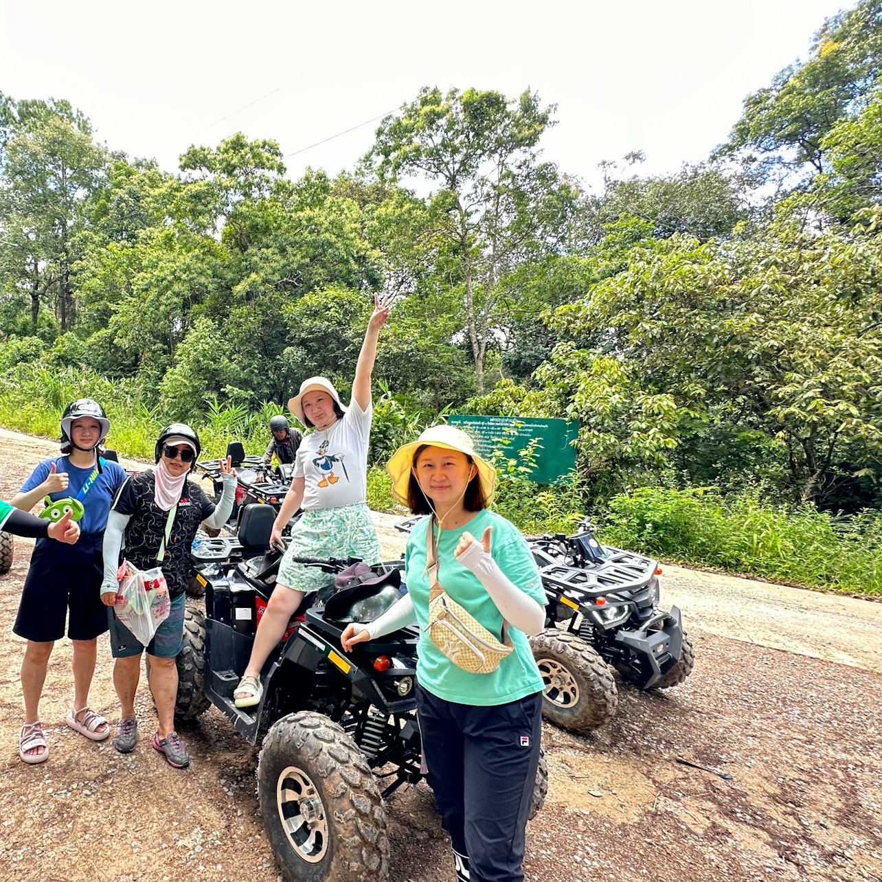 Parco nazionale Doi Inthanon: tour guidato di un giorno da Chiang Mai + giro in quad + pranzo