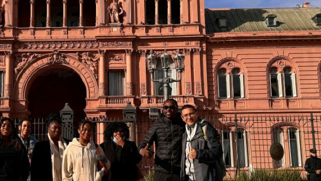 Stadtrundfahrt durch Buenos Aires mit Mittagessen