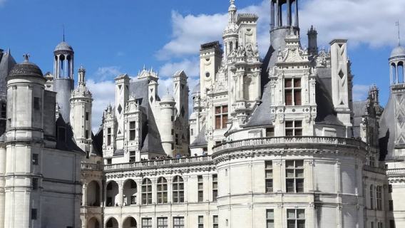 法國巴黎-沙特爾主教座堂-圖爾城堡定制【中文專車-愜意舒適】