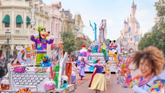Paris, Perancis: Disneyland Paris + La Vallee Village [Pakej Pelancongan Keluarga Tersuai Tanpa Risau]