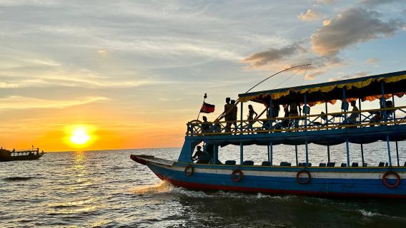 Λίμνη Tonle Sap, Χωριό σε Πάσσαλους Kompong Phluk & Περιήγηση με Βάρκα