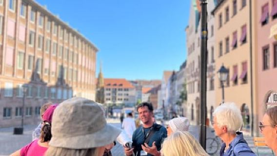 Nürnberg: Bratwurst-Stadtrundgang mit Eintritt ins Bratwurstmuseum