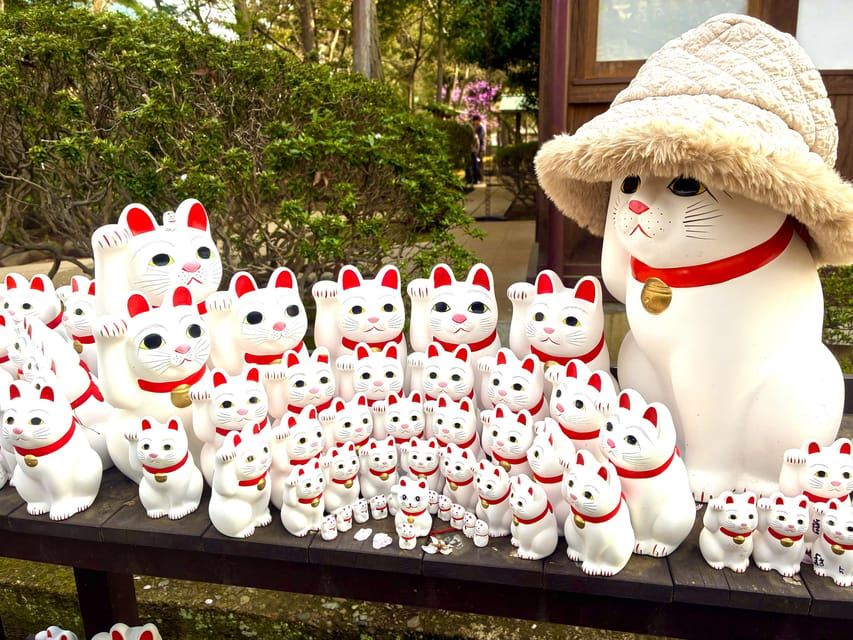 Tokyo Gotokuji Cat Temple, Shinjuku Cat Cafe & Giant 3D Cat | Trip.com