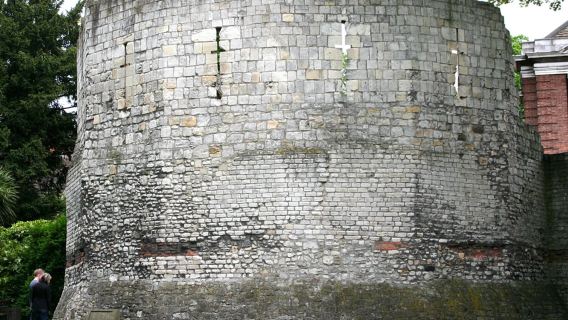 Yorkin matkapuhelimen äänioppaat kävelykierros (10 pysäkkiä, noin 2 tuntia)