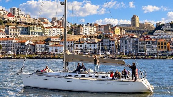 Private Porto City Tour & Shared Douro Sailing with Wine Tastings