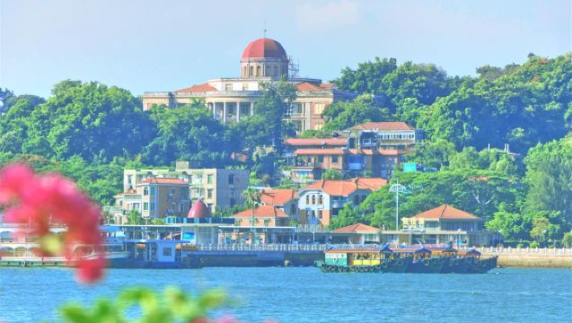 Lawatan sehari ke Xiamen Gulangyu + Lawatan sehari ke Kuil Nanputuo [Pilihan termasuk Taman Shuzhuang]