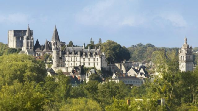 Королевский город Лош: Входной билет + планшет с дополненной реальностью