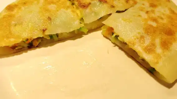 Beijing Hutong Foodie Experience: A Private Tour with 20+ Local Tastings