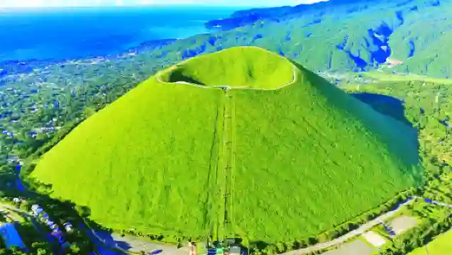 日本東京伊豆一日遊【純玩9人小團|贈觀海列車票|上門接送可選|中文司導|城崎海岸+門脅吊橋+觀海列車+大室山or仙人掌動物園】
