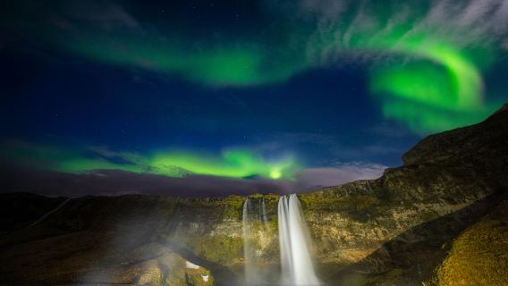 冰島黃金圈+古佛斯瀑布+辛格韋德利一日遊/行程可調-普通話專車