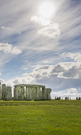 1-day tour to Windsor Castle + The Roman Baths + Stonehenge in the UK | refundable 1 day in advance