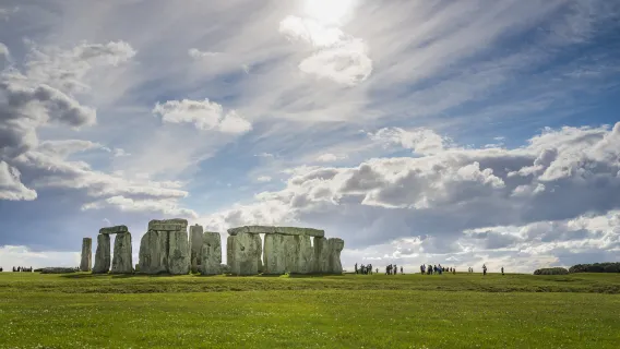 1-day tour to Windsor Castle + The Roman Baths + Stonehenge in the UK | refundable 1 day in advance