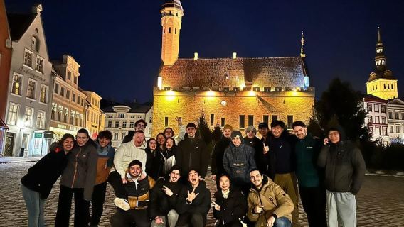 Tallinn: Bar Crawl with Shots, Beer, and Nightclub Entry