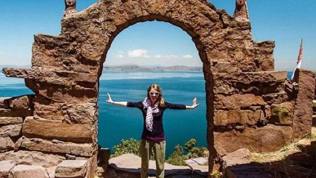 Puno : Excursion d'une journée complète entre Uros et Taquile. Visite du lac Titicaca.