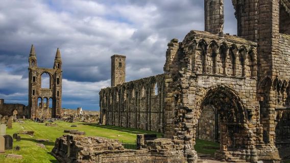 Edinburgh: St. Andrews, Dunfermline Abbey und Fife Coast Tour