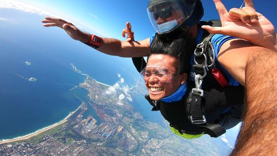skydiving Tour in Noosa, Sunshine Coast, Australia [13,000 feet]