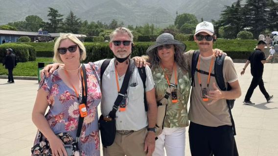 Excursión de un día en grupo pequeño en Xi'an: Guerreros de Terracota + Muralla + Pagoda del Gran Ganso Salvaje + Calle Musulmana - Sin compras