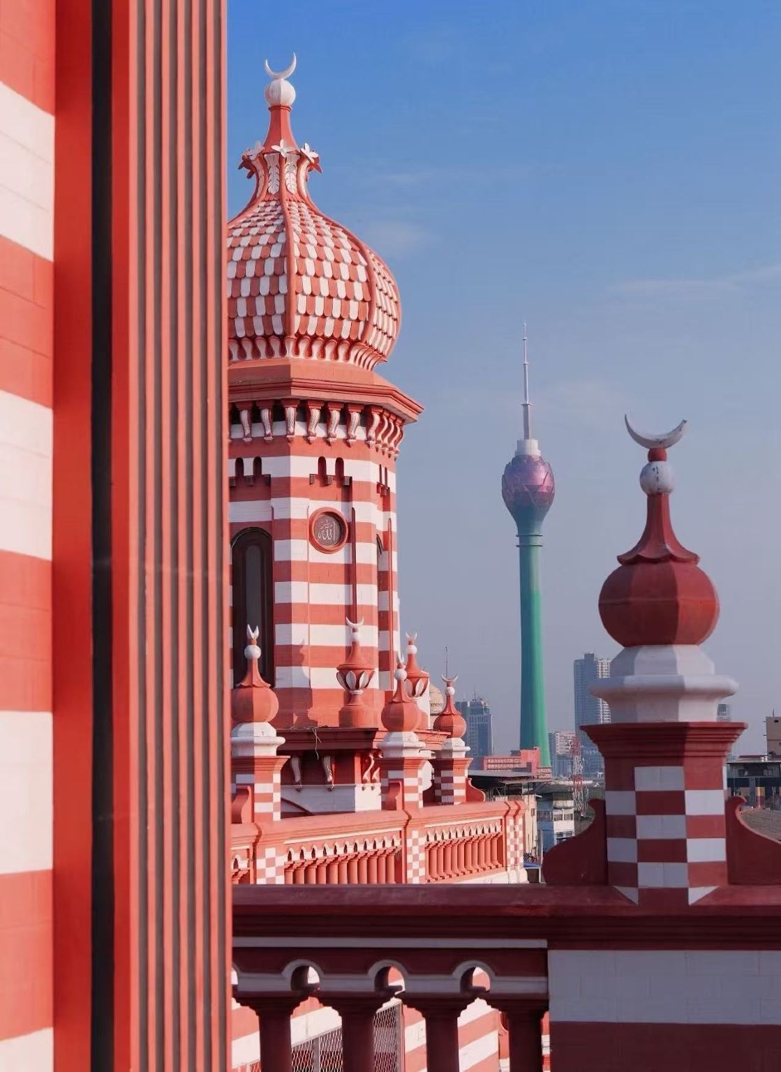 Colombo City Private Charter Day Tour in Sri Lanka (Chinese/English Speaking Driver)