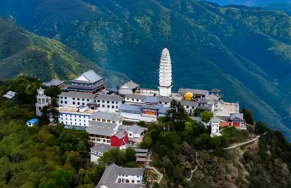 大理雞足山聖境一日遊【小團純玩+上門接送】
