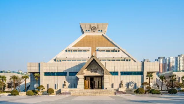 河南博物院半日精講 1-5人私人導覽（不拼團）【含博物館入館2-3小時深度導覽/專業老師帶隊】