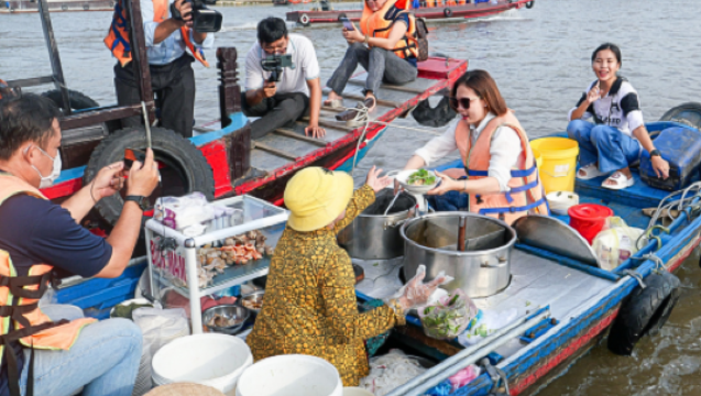 Full Day Tour | Can Tho - Cu Chi from HCMC | Breakfast on the River & Tunnel Exploration BY Go365vn