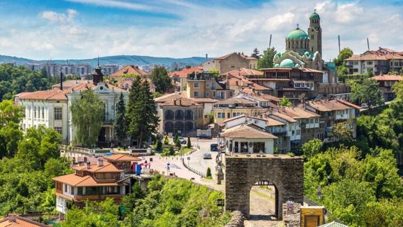 Dagstur till Veliko Tărnovo och Arbanasi i Bulgarien | Tur och retur från Bukarest