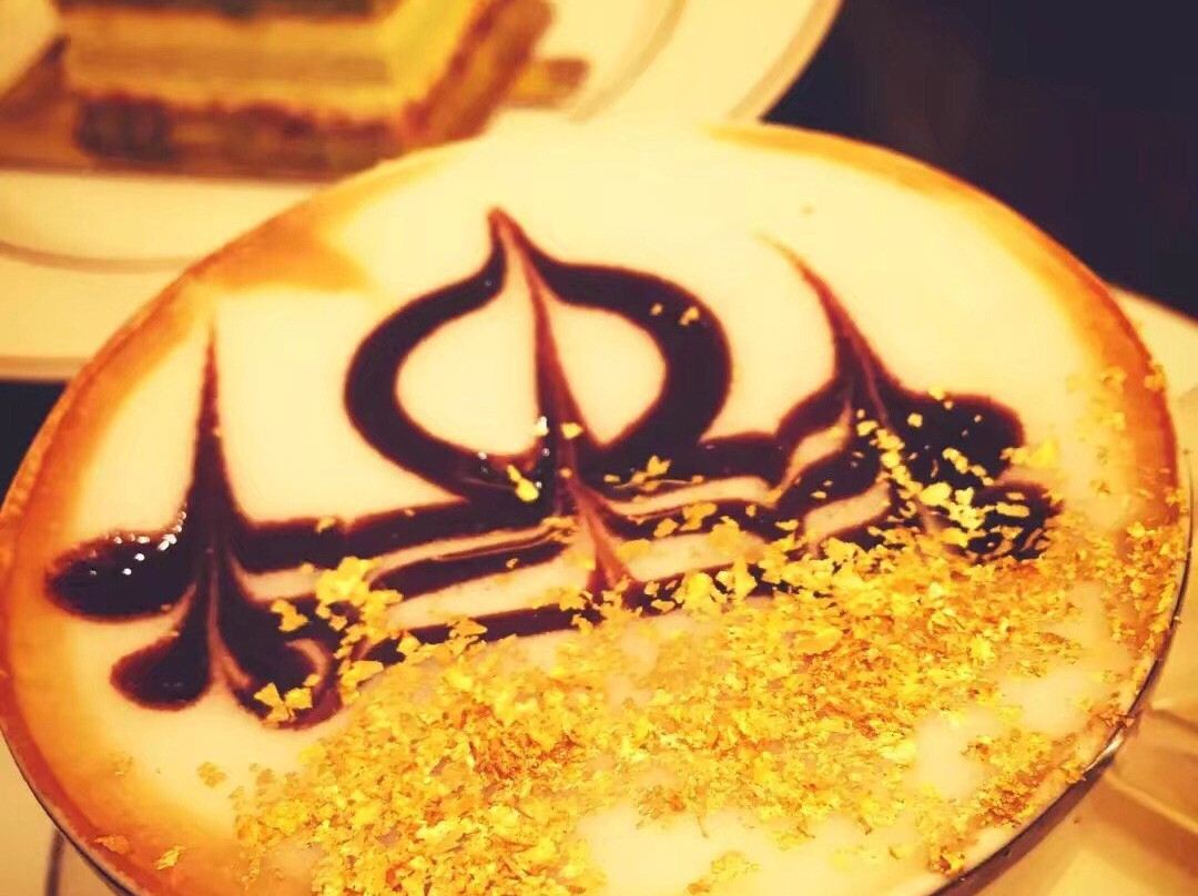 Emirati Arabi Uniti, Abu Dhabi, Emirates Palace Hotel, opzionale caffè con foglie d'oro le café, tè pomeridiano/pranzo a buffet/cena