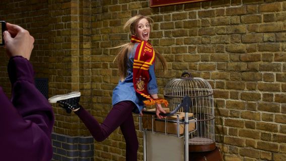 Harry Potter Warner Bros. Studio: Guided Tour + Roundtrip from Euston Station