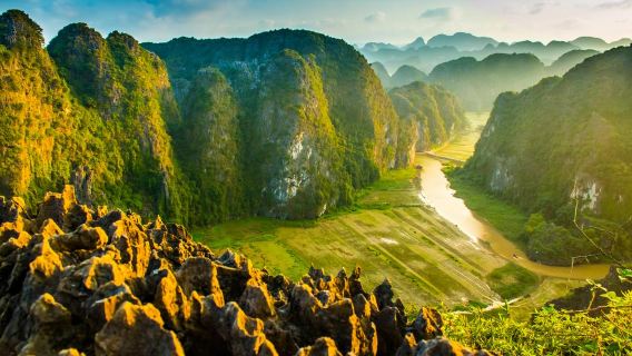 [Guía en coreano/inglés] Mejor tour de 1 día en Ninh Binh | Tràng An (UNESCO) · Paisaje de Hang Múa · Antigua capital de Hoa Lu