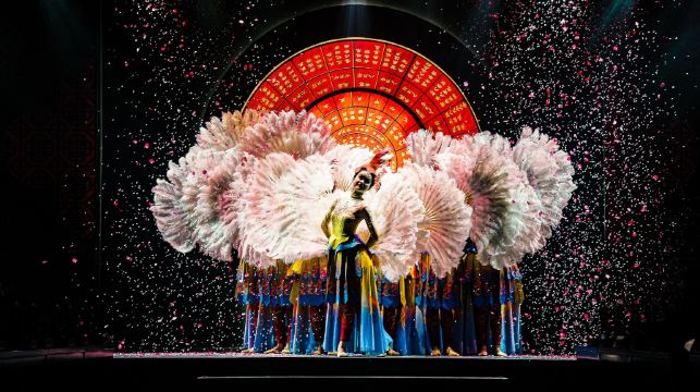 重慶禮宴巴國•沉浸式體驗千年前的宮廷君王享受盛宴（精品美食+舞蹈表演+古代服飾體驗）