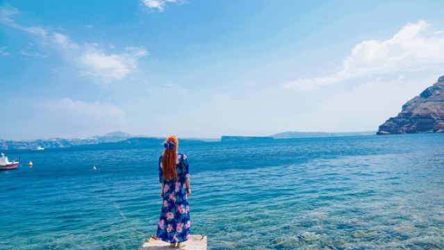 Santorini: Romantic Sunset Caldera Cruise with Dinner